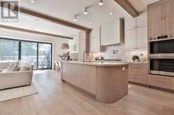 215 AVA ROAD | Toronto Ontario | Slide Image Thirteen