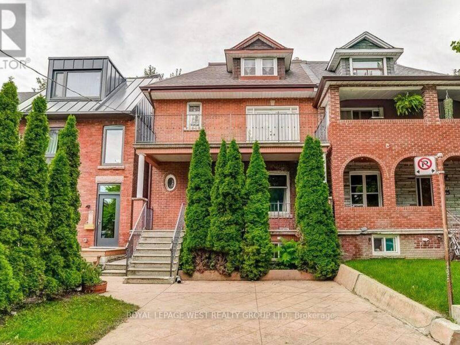28 CONCORD AVENUE, Toronto, Ontario M6H 2P1
