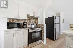 154 ALAMEDA AVENUE | Toronto Ontario | Slide Image Eighteen