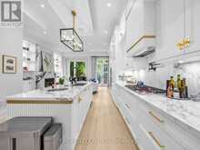 370 HILLSDALE AVENUE E | Toronto Ontario | Slide Image Eight
