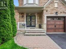 16 CRAIGVALE STREET | Vaughan Ontario | Slide Image Three