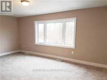 11 RICHMOND PARK DRIVE | Georgina Ontario | Slide Image Ten