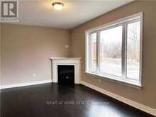 11 RICHMOND PARK DRIVE | Georgina Ontario | Slide Image Five