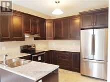11 RICHMOND PARK DRIVE | Georgina Ontario | Slide Image Six