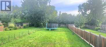 11 RICHMOND PARK DRIVE | Georgina Ontario | Slide Image Nineteen