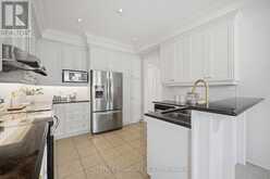 8 FARMHOUSE CRESCENT | Richmond Hill Ontario | Slide Image Six