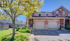 37 - 124 GOSLING GARDENS | Guelph Ontario | Slide Image Two