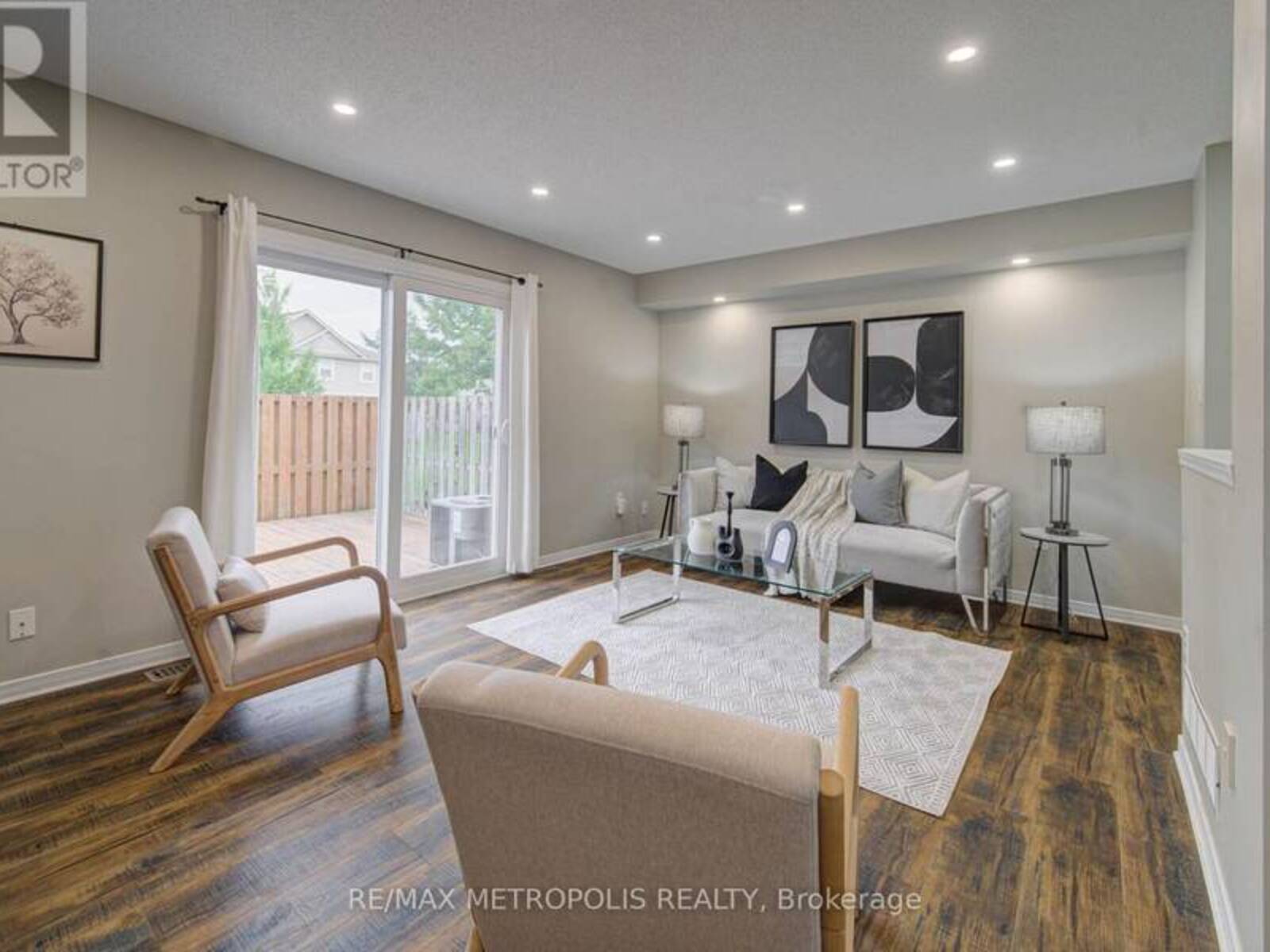 37 - 124 GOSLING GARDENS, Guelph, Ontario N1G 5K6