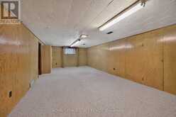 390 EAST 37TH STREET | Hamilton Ontario | Slide Image Thirty-two