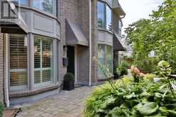 TH 5 - 95 SUMMERHILL AVENUE | Toronto Ontario | Slide Image Four
