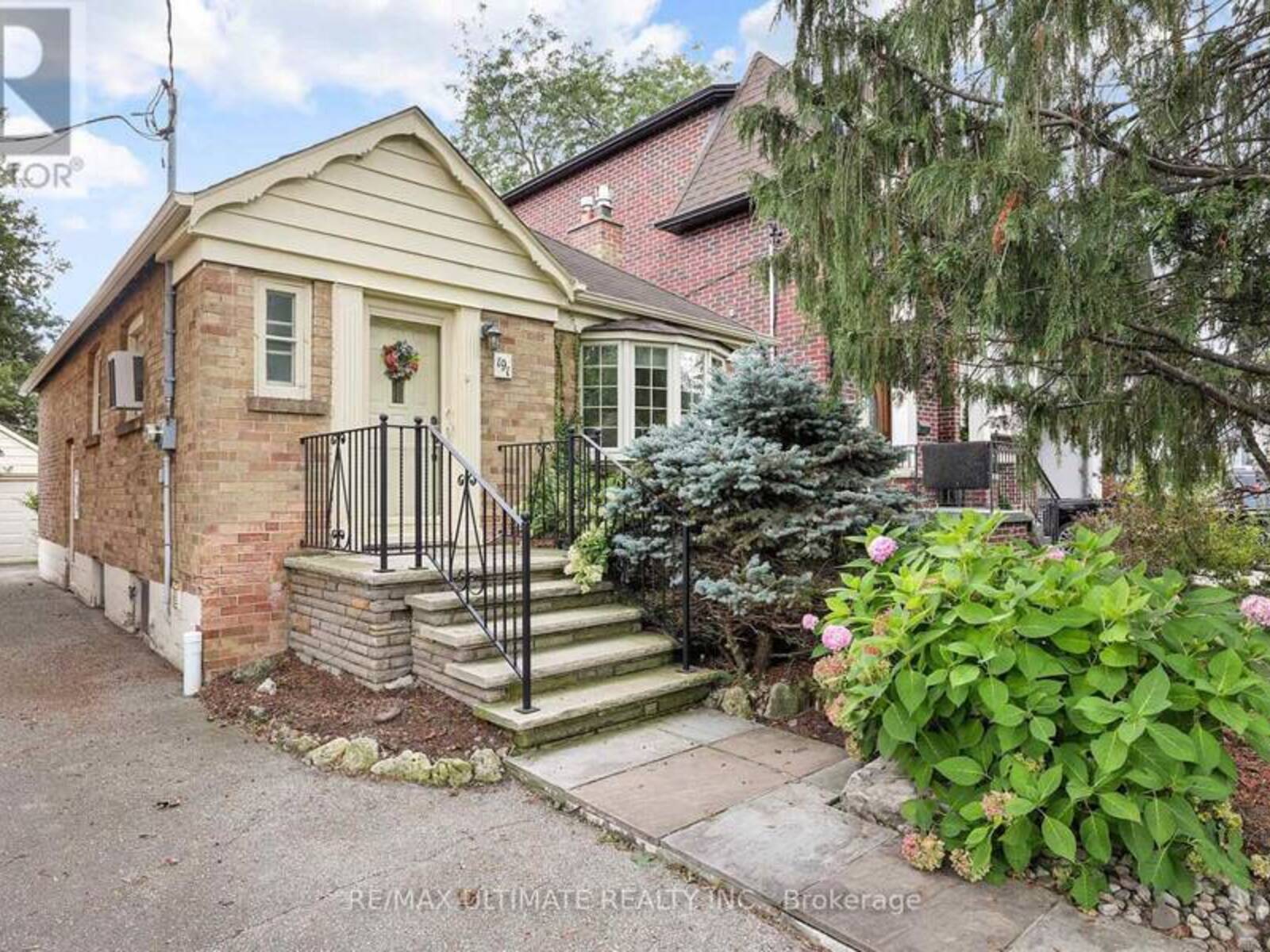 191 GLENVALE BOULEVARD, Toronto, Ontario M4G 2W5