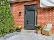 47 CENTENNIAL AVENUE | East Gwillimbury Ontario | Slide Image Three
