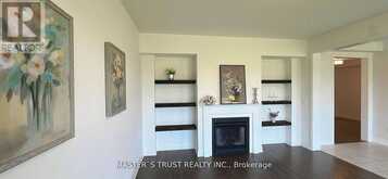 102 FRANK KELLY DRIVE | East Gwillimbury Ontario | Slide Image Twelve