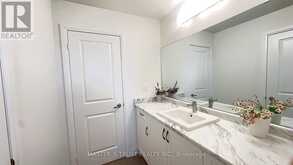 102 FRANK KELLY DRIVE | East Gwillimbury Ontario | Slide Image Thirty-six