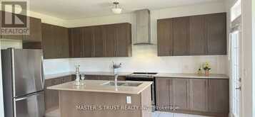 102 FRANK KELLY DRIVE | East Gwillimbury Ontario | Slide Image Seven