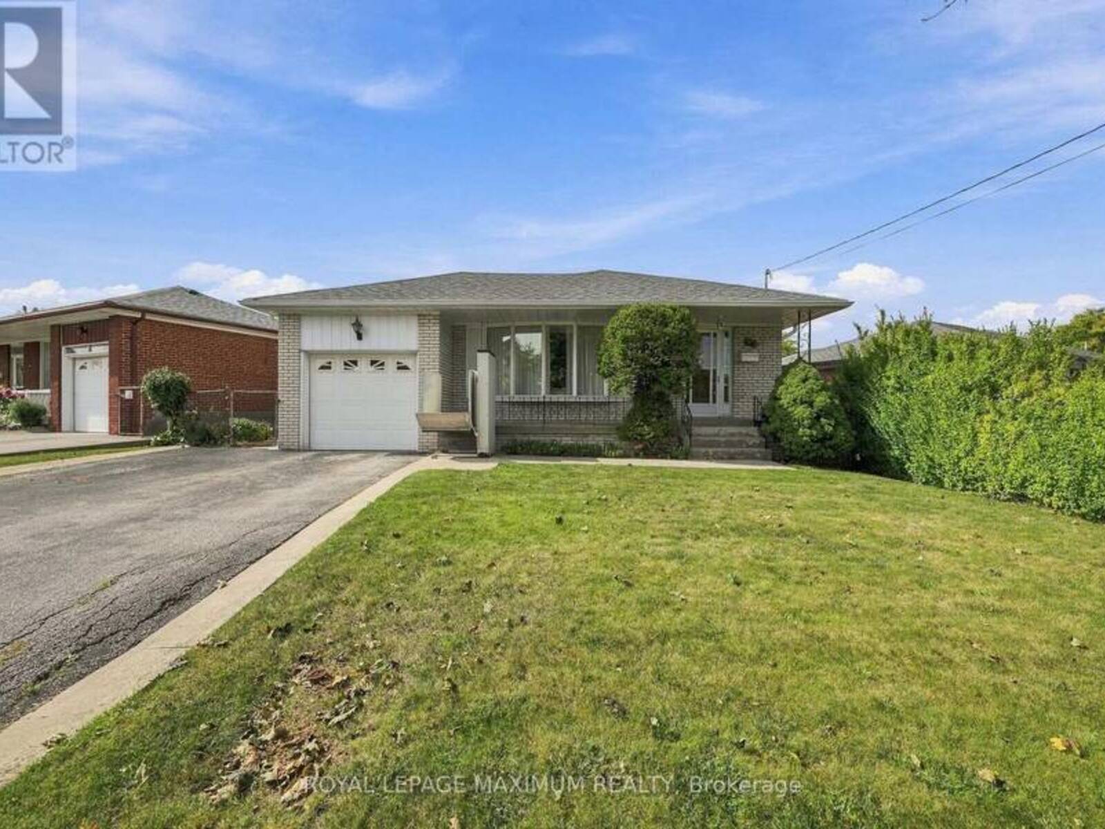 35 NORFIELD CRESCENT, Toronto, Ontario M9W 1X5