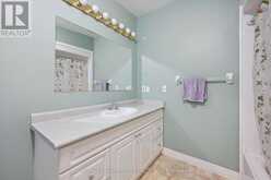 4 SPRUCE AVENUE | Guelph Ontario | Slide Image Fifteen
