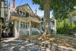 4 JEAN STREET | Toronto Ontario | Slide Image Three