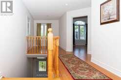 72 BRASS DRIVE | Richmond Hill Ontario | Slide Image Nineteen