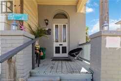 22 PARK AVENUE | Brantford Ontario | Slide Image Four
