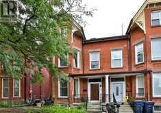 9 BORDEN STREET | Toronto Ontario | Slide Image Forty-five