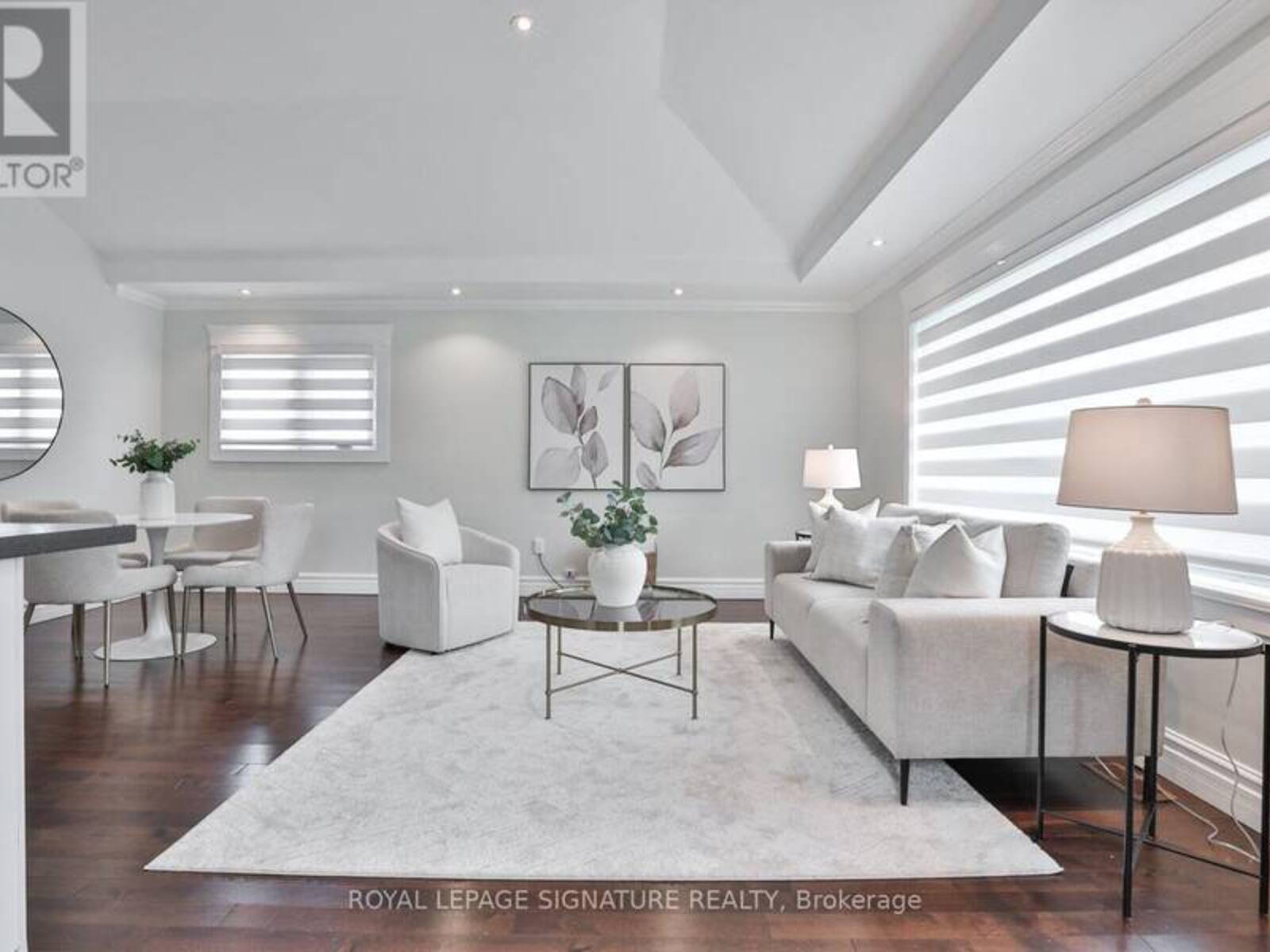 17 FLORA DRIVE, Toronto, Ontario M1P 1A1