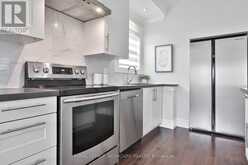 17 FLORA DRIVE | Toronto Ontario | Slide Image Eighteen