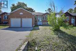 12 LANGEVIN DRIVE | Wasaga Beach Ontario | Slide Image Three