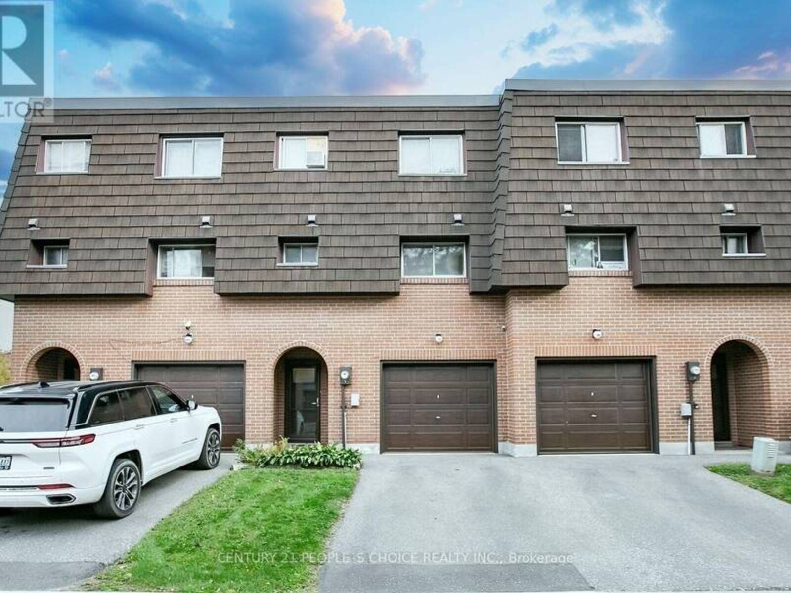 98 DARRAS COURT, Brampton, Ontario L6T 1W7