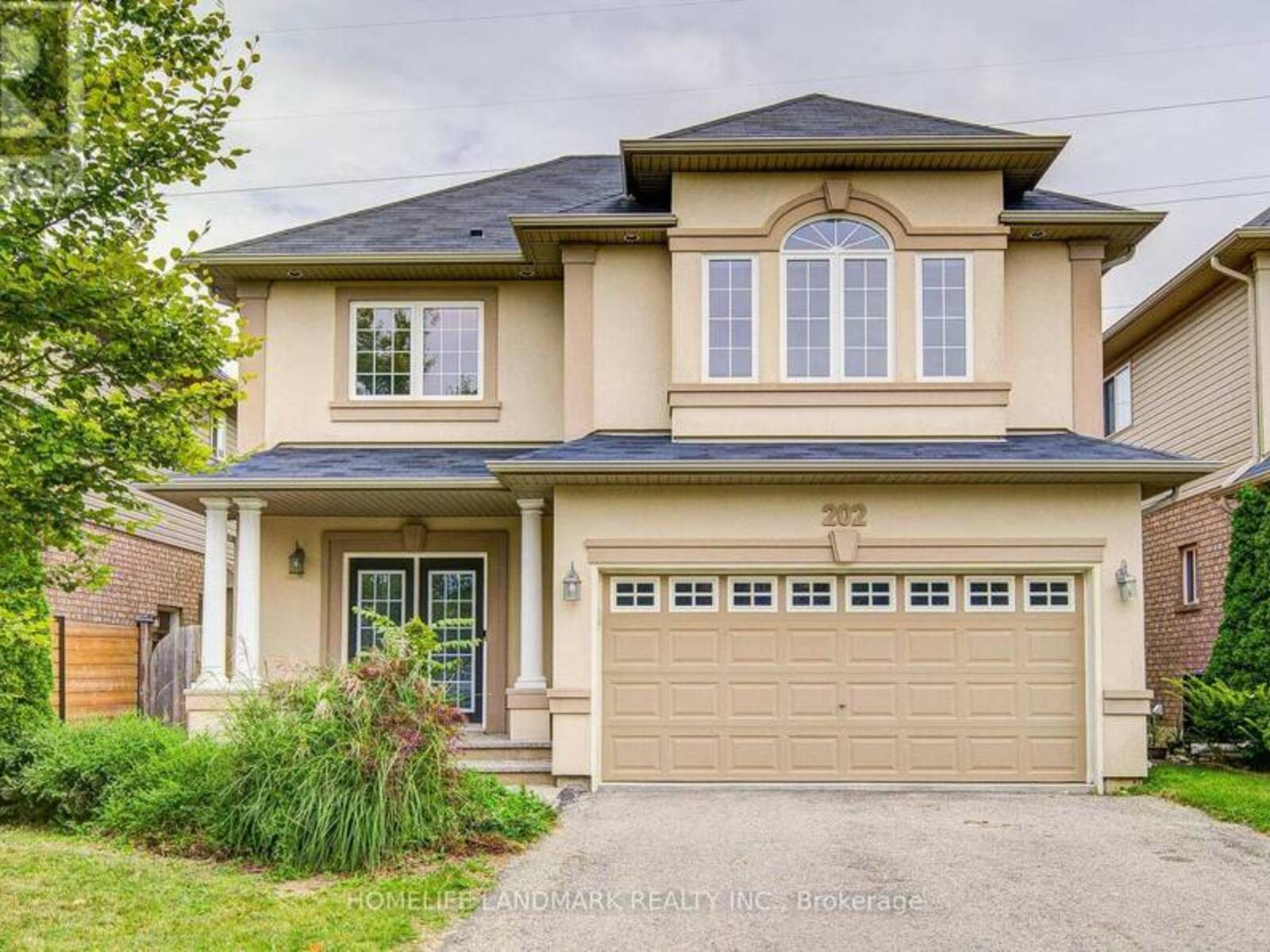 202 FAIR STREET, Hamilton, Ontario L9K 0B8