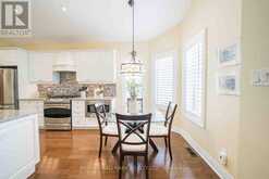 2 BERG COURT | Whitchurch-Stouffville Ontario | Slide Image Ten
