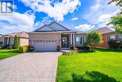 2 BERG COURT | Whitchurch-Stouffville Ontario | Slide Image Two