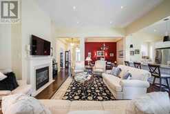 2 BERG COURT | Whitchurch-Stouffville Ontario | Slide Image Eight