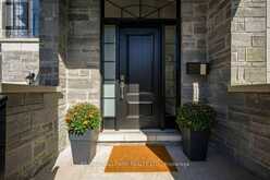 77 BENSON AVENUE | Richmond Hill Ontario | Slide Image Three