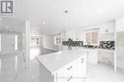 90 SPROULE DRIVE | Barrie Ontario | Slide Image Ten