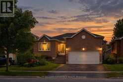 90 SPROULE DRIVE | Barrie Ontario | Slide Image One