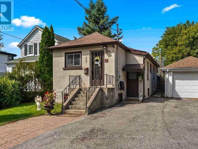 253 EAGLEWOOD BOULEVARD Mississauga Ontario, L5G 1V9 - 2 Bedrooms Home For Sale