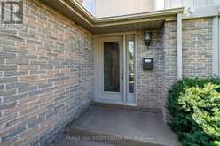 44 MADELAINE CRESCENT | Brampton Ontario | Slide Image Four