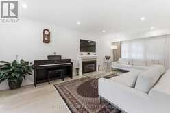 30 BLUE RIDGE ROAD | Toronto Ontario | Slide Image Six