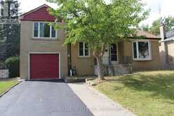 32 LAURALYNN CRESCENT | Toronto Ontario | Slide Image Two