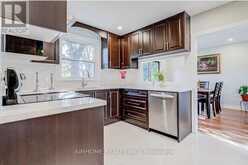 32 LAURALYNN CRESCENT | Toronto Ontario | Slide Image Six