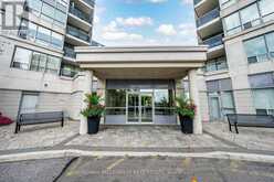 902 - 50 DISERA DRIVE | Vaughan Ontario | Slide Image Four