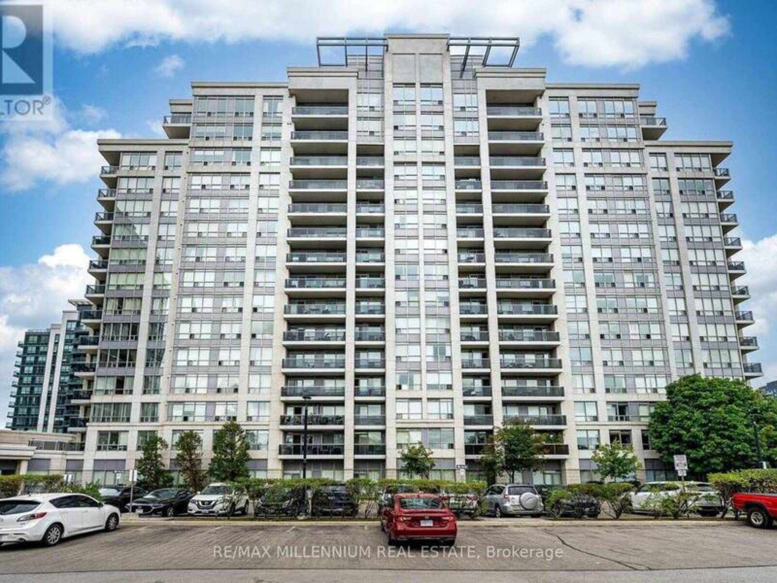 902 - 50 DISERA DRIVE, Vaughan, Ontario L4J 9E9