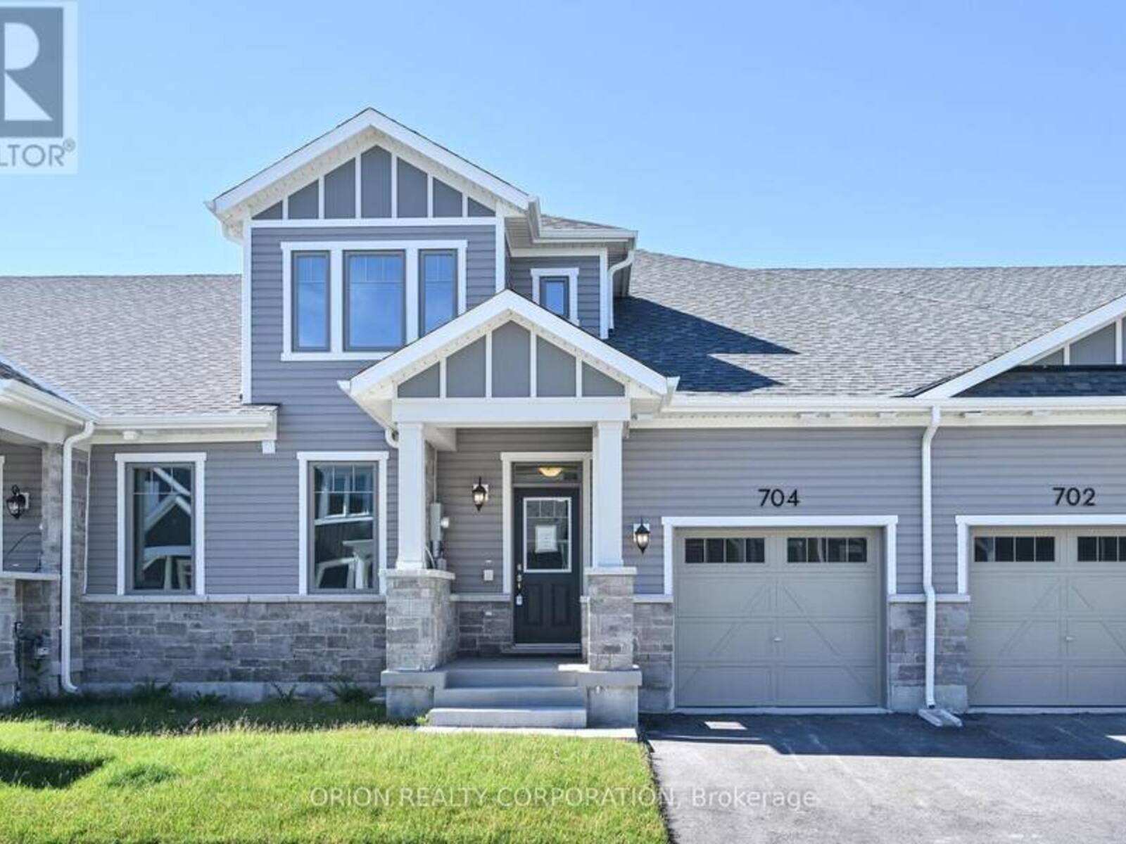704 SARGEANT PLACE, Innisfil, Ontario L9S 0S9