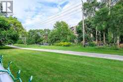 9 - 2422 NEW STREET | Burlington Ontario | Slide Image Twenty-nine