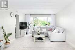 9 - 2422 NEW STREET | Burlington Ontario | Slide Image Eight