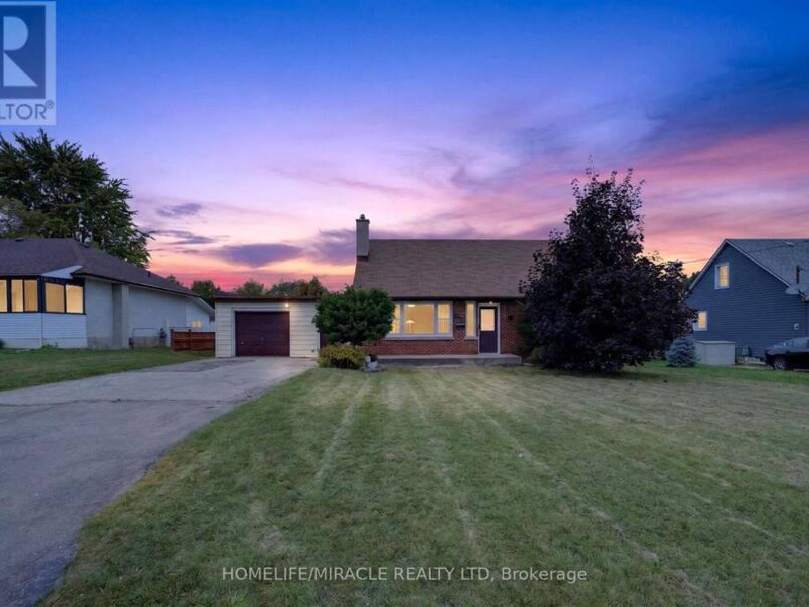 176 AVALON PLACE, Kitchener, Ontario N2M 4N8
