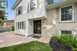 58 BRADLEY DRIVE | Kitchener Ontario | Slide Image Three