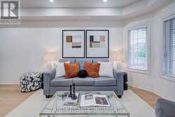 719 HAMMERSLY BOULEVARD | Markham Ontario | Slide Image Six