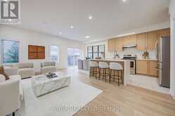 719 HAMMERSLY BOULEVARD | Markham Ontario | Slide Image Eight